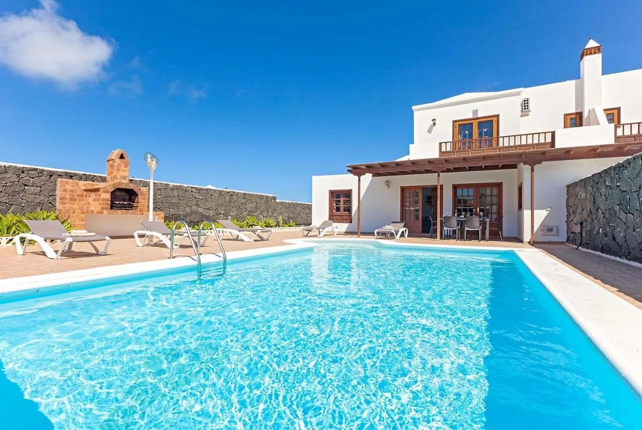 Blanca Villa Playa Blanca