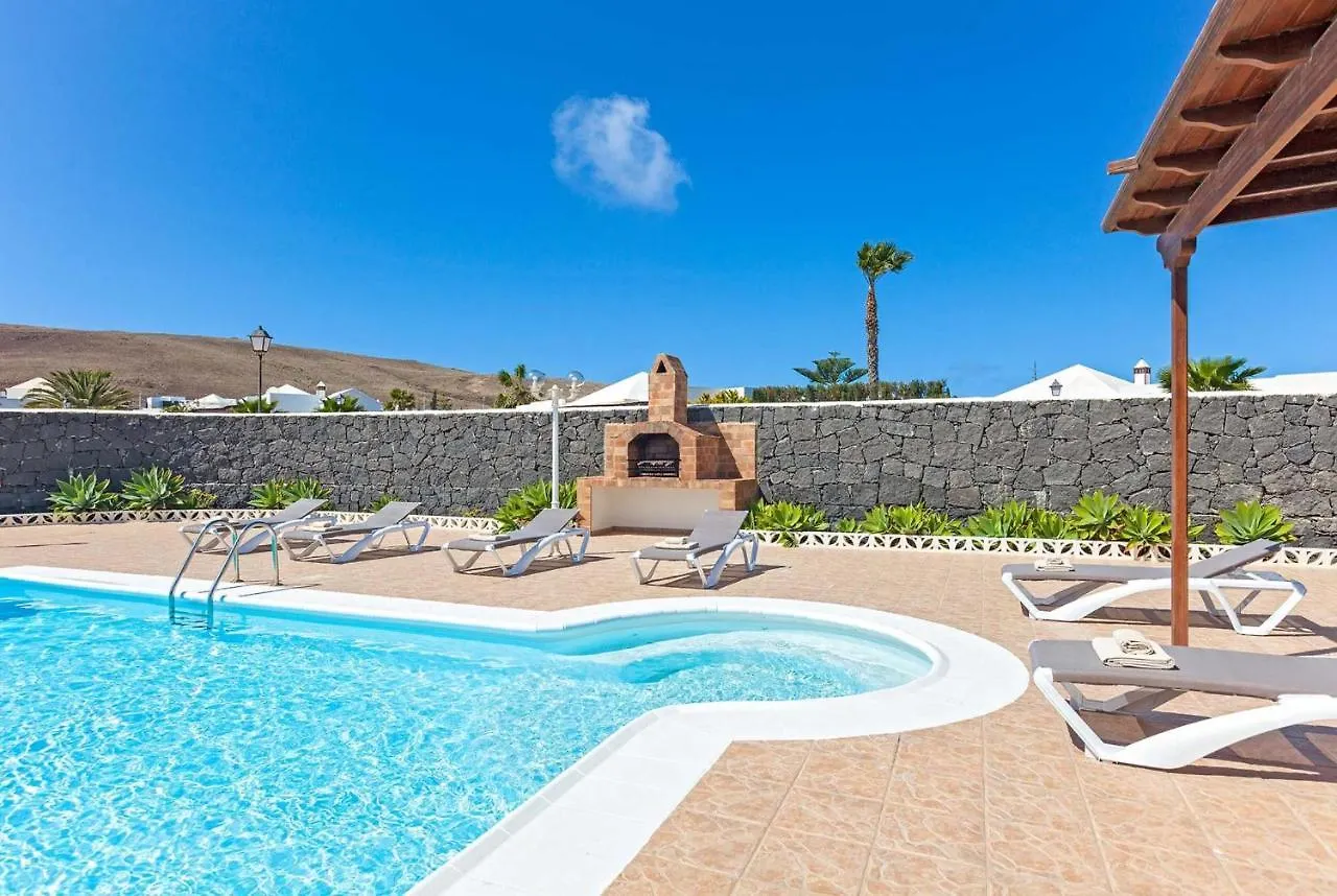 Blanca Villa Playa Blanca